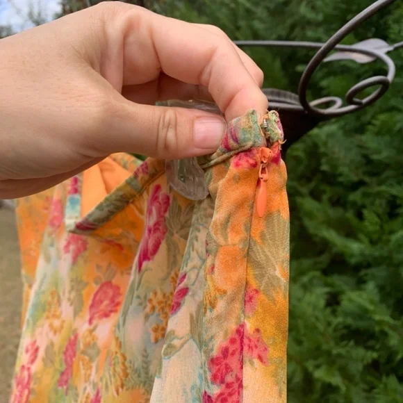 Beautiful Floral Coldwater Creek Skirt 2x (Spring Themed) - Picture 3 of 3